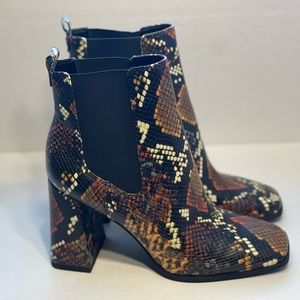 Circus by Sam Edelman chunky heel boots